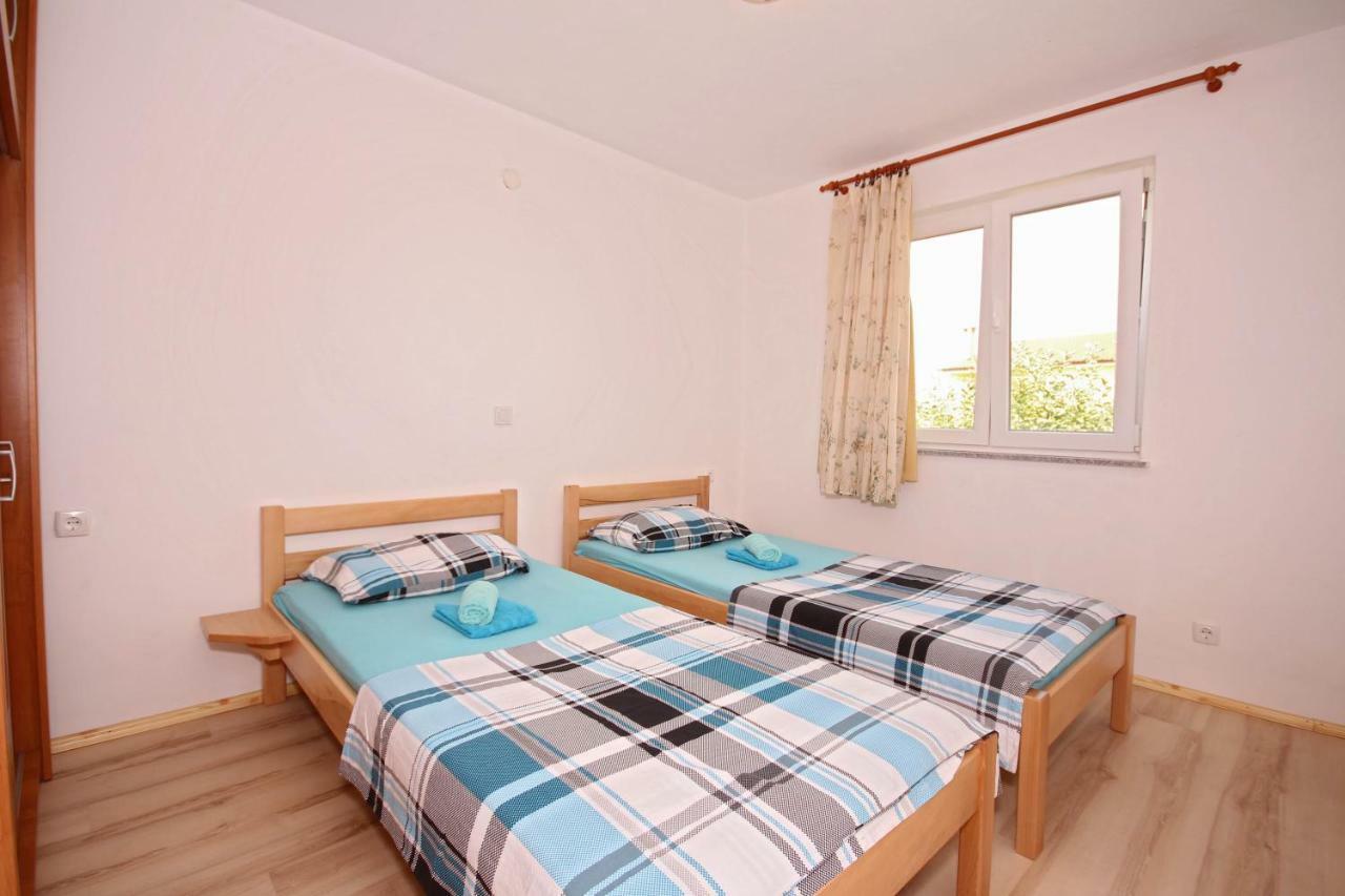 Apartmani Bradaric Пула Екстериор снимка